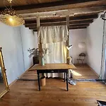 Relax En Casona Unica Lanueva Patio Compartido كانديليدا
