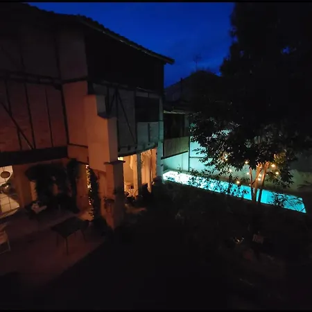 Relax En Casona Unica Lanueva Patio Compartido * Candeleda