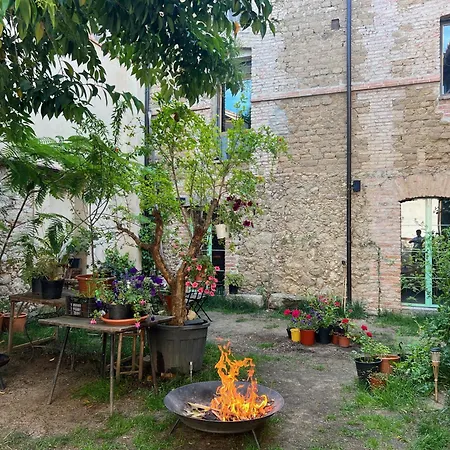 Relax En Casona Unica Lanueva Patio Compartido *