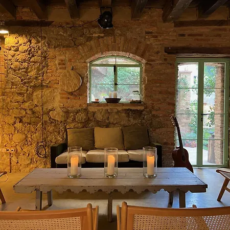 Апартаменты Relax En Casona Unica Lanueva Patio Compartido