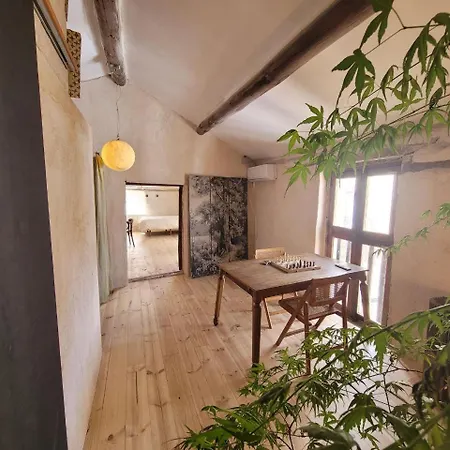 Relax En Casona Unica Lanueva Patio Compartido Апартаменты Канделеда