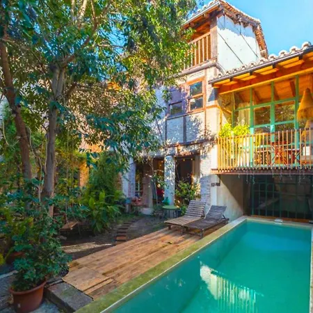 Relax En Casona Unica Lanueva Patio Compartido