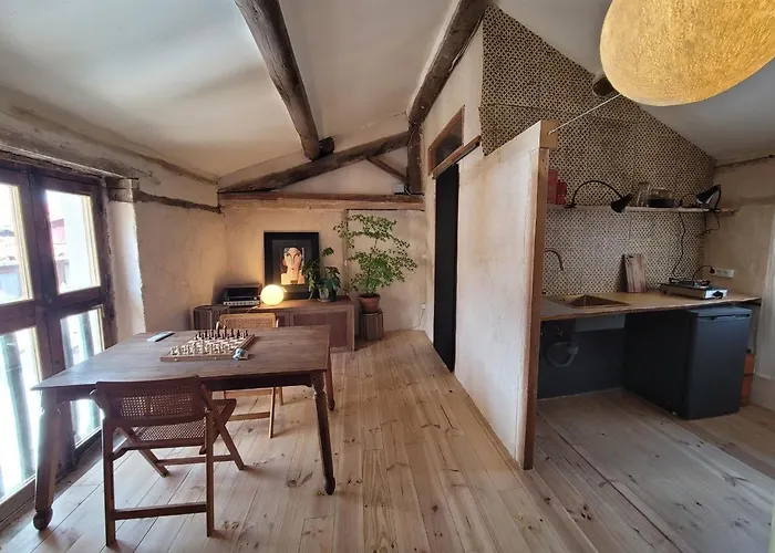 아파트 Relax En Casona Unica Lanueva Patio Compartido *