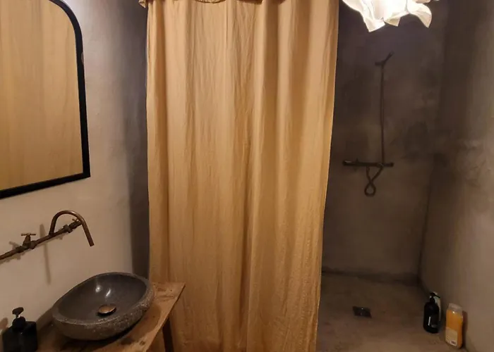 아파트 Relax En Casona Unica Lanueva Patio Compartido *