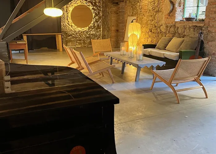 Relax En Casona Unica Lanueva Patio Compartido 아파트