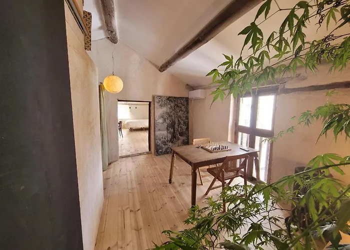 Relax En Casona Unica Lanueva Patio Compartido 아파트 칸델레다